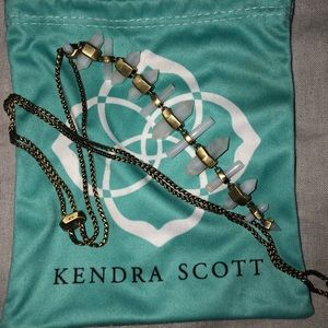 KENDRA SCOTT SAMANTHA NECKLACE.